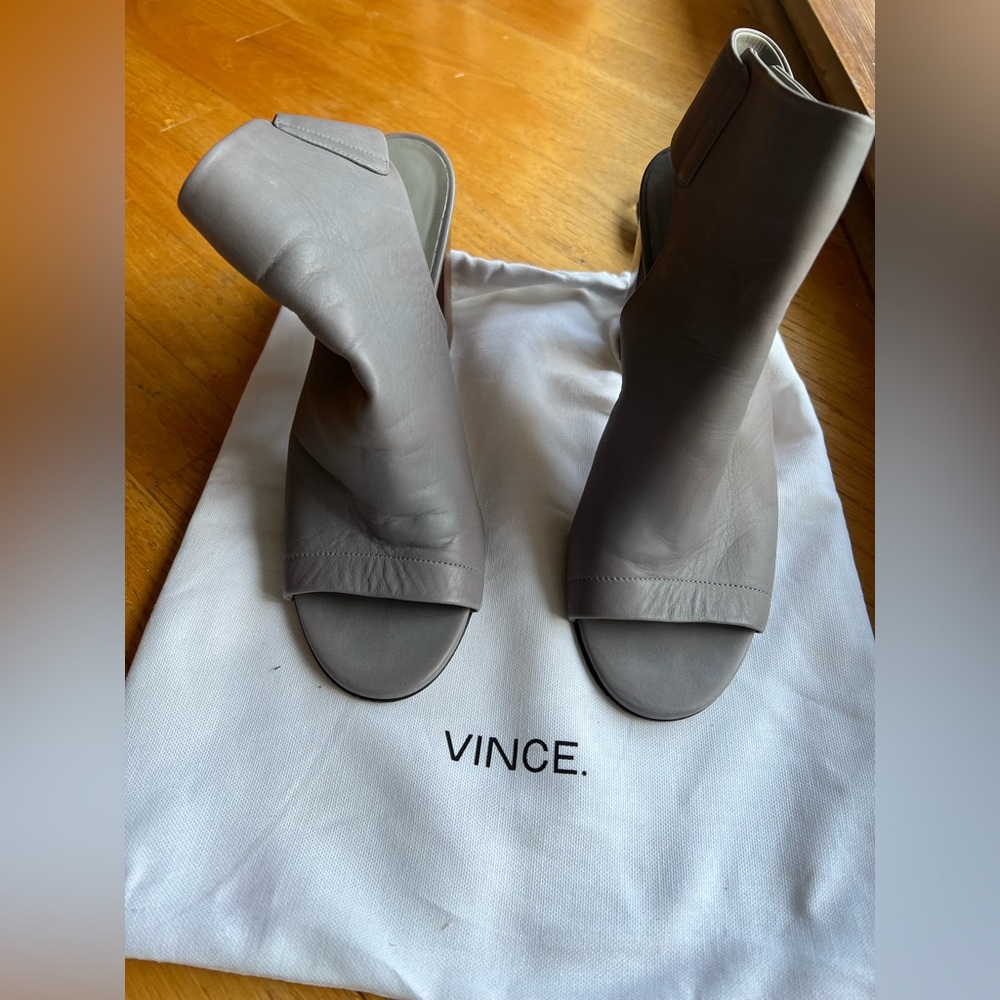 Vince grey leather bootie/heels